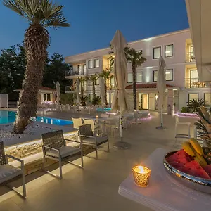 4* Hotel Adeo